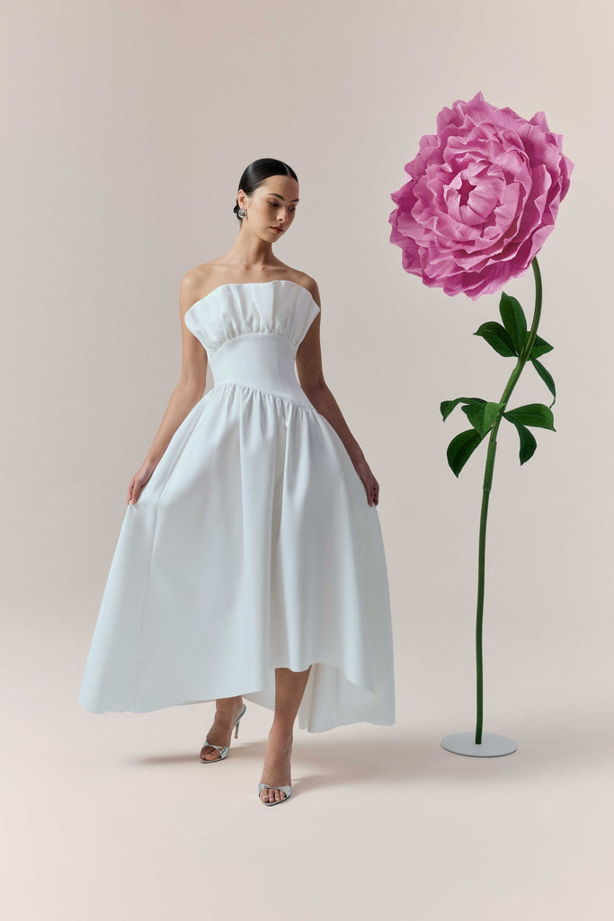 Laurel Sleeveless Maxi Dress In White