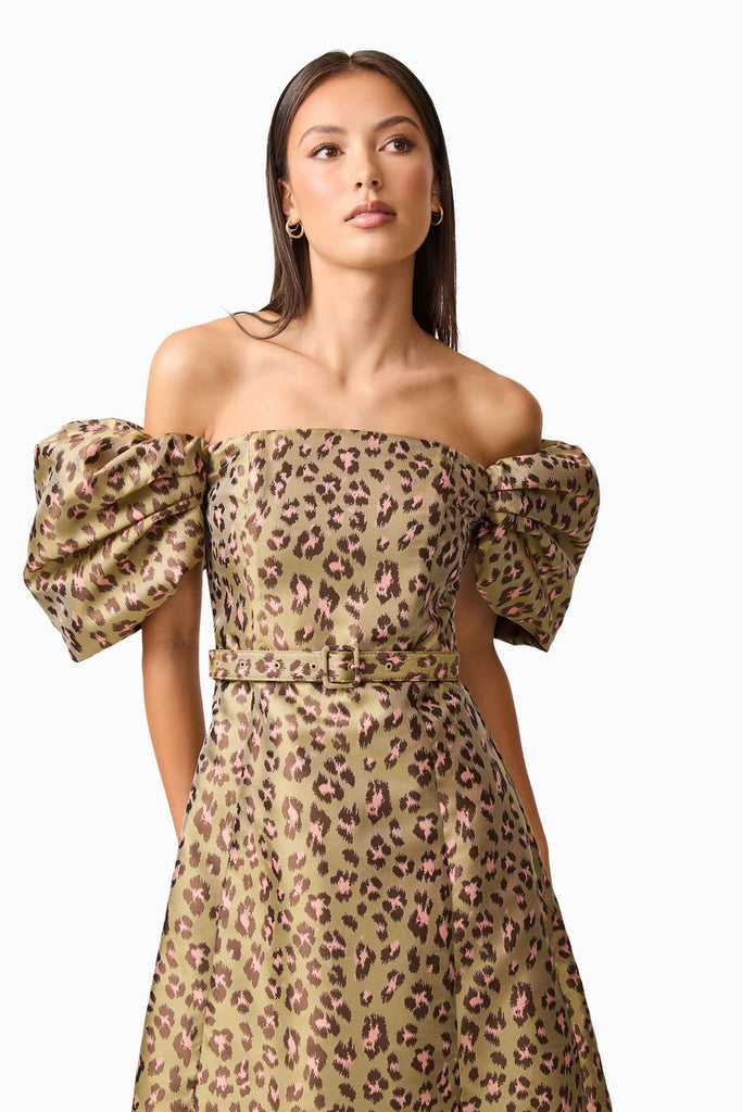 Elara Off The Shoulder Midi Dress in Leopard Print