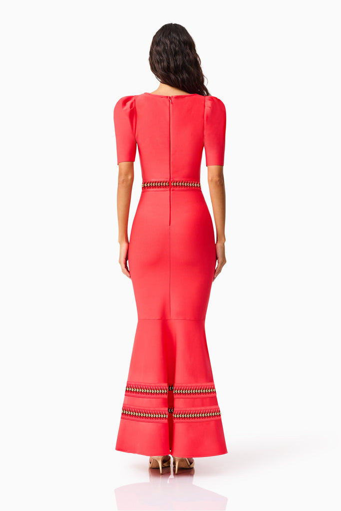 Jesselle Short Sleeve Gown in Red