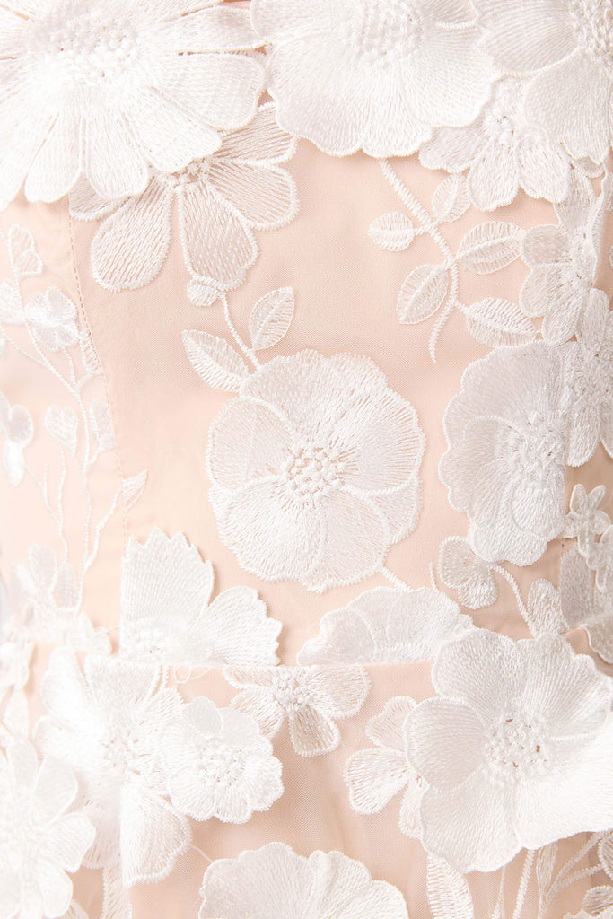 Selene Maxi Tiered 3D Dress in White