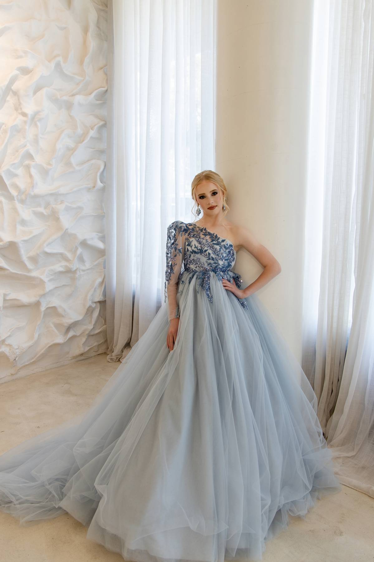 Mia Gown Mia Gown