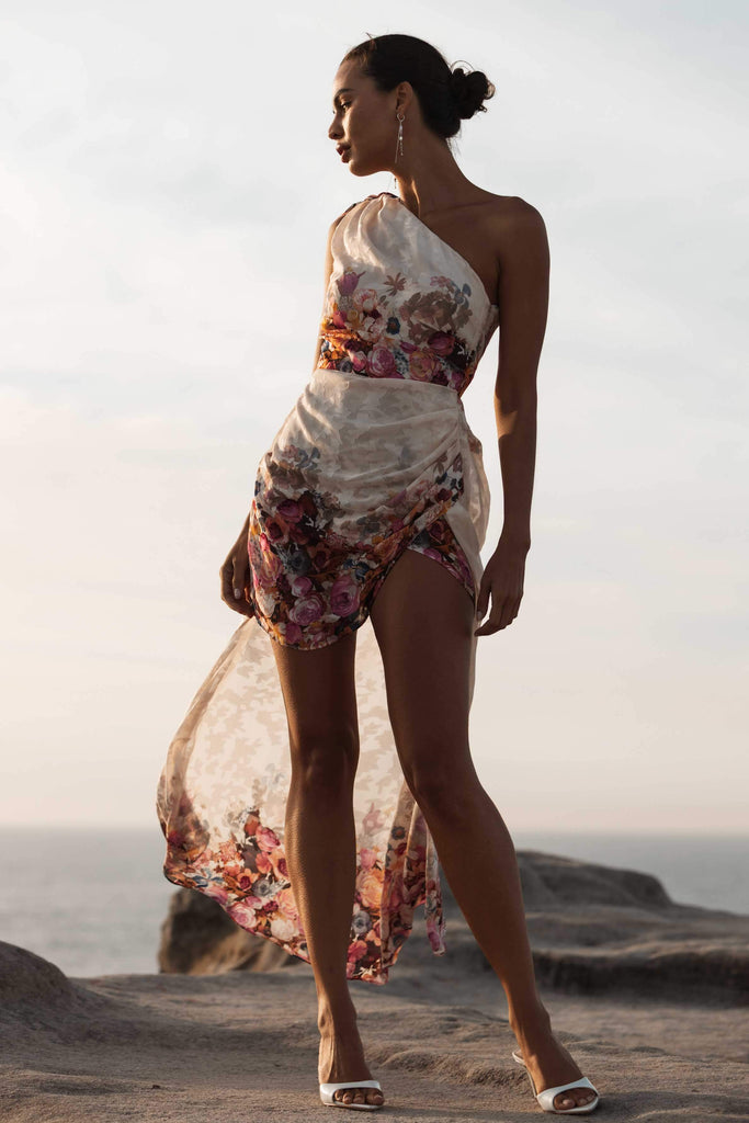 Perla Hilo One Shoulder Gown in Floral