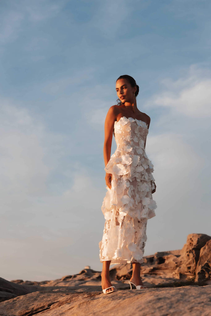 Selene Maxi Tiered 3D Dress in White